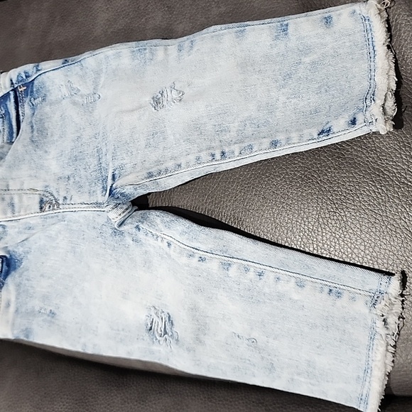 Gap Jeans - Picture 2 of 8